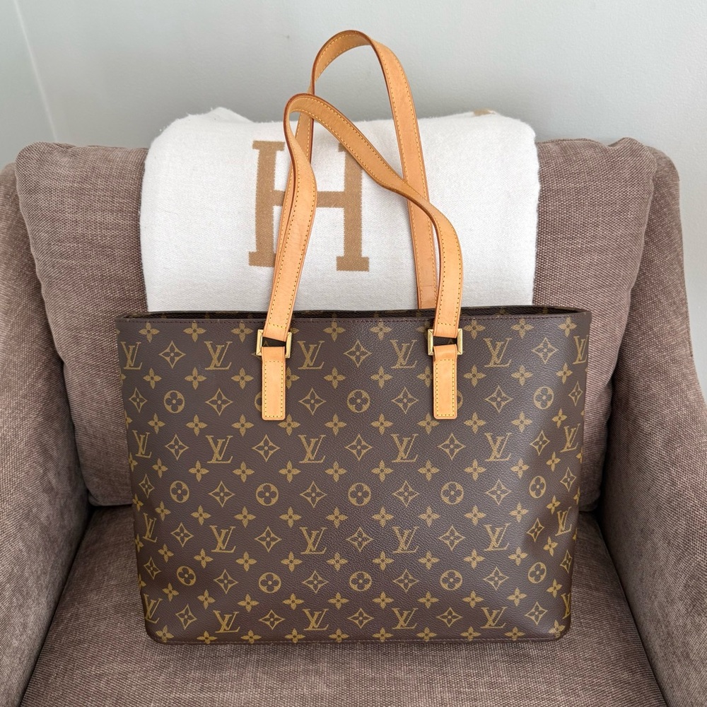 Authentic Louis Vuitton Luco tote bag brown monogram M51155 LV